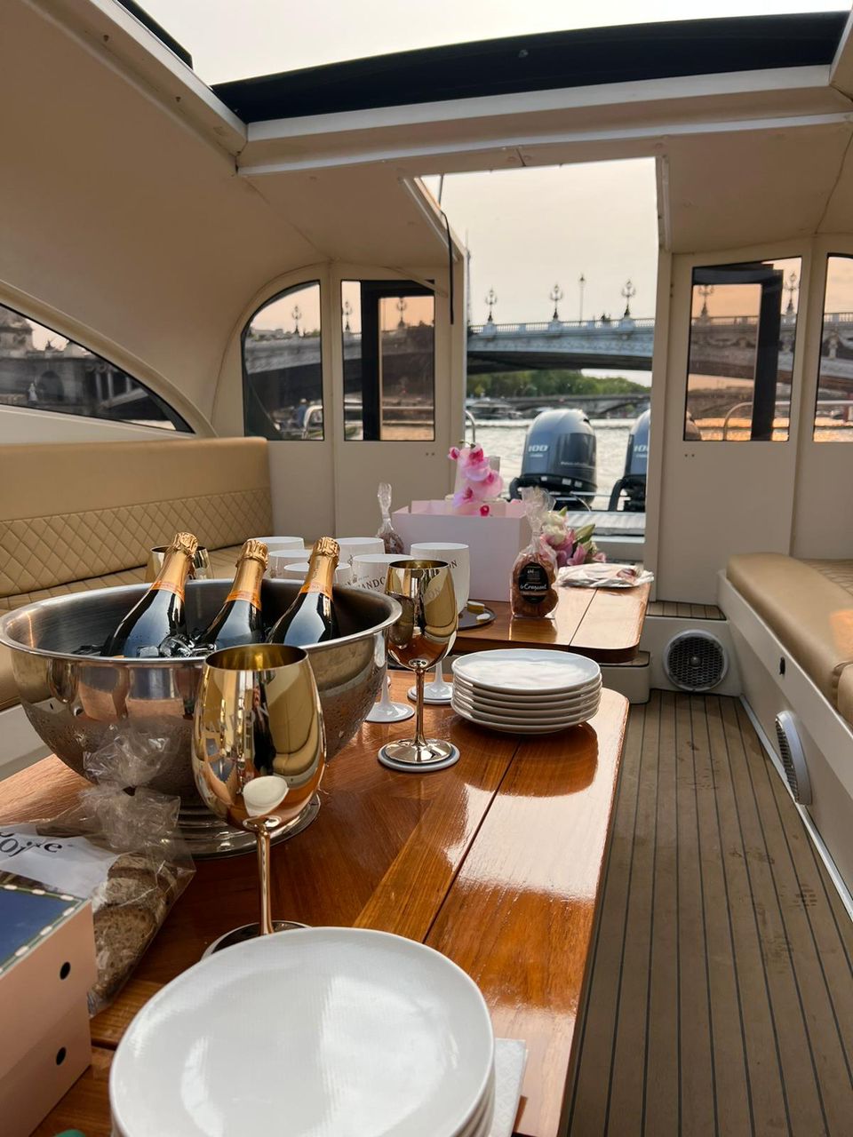 Location de bateau avec Élysée Limo Service